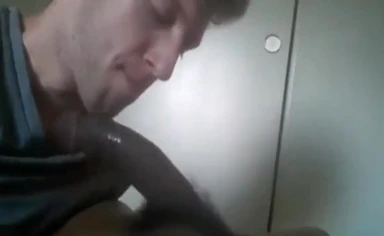 Sucked out 2 loads from Grindr BBC